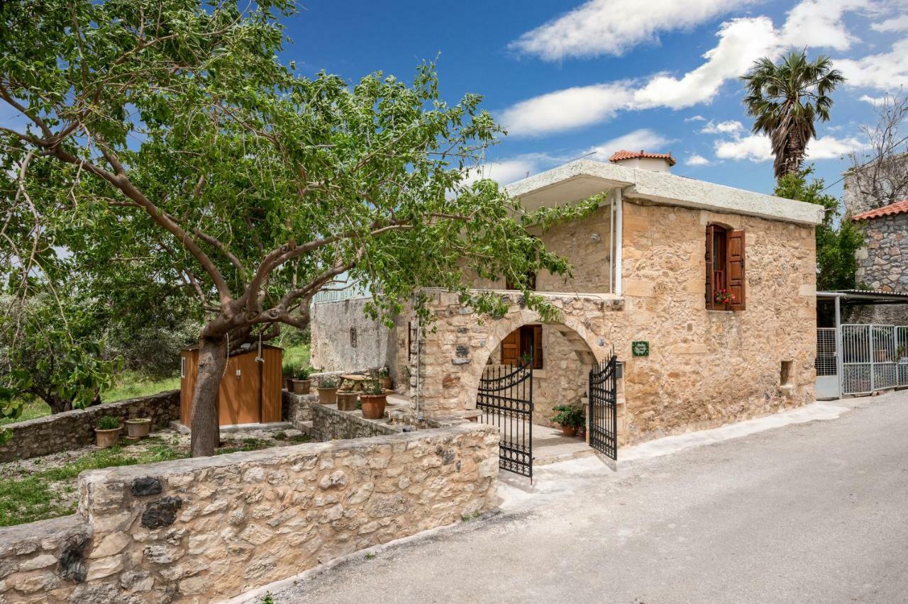 Pagonas Traditional House Mouríon Exterior photo